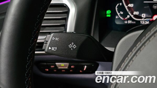 BMW 8 Series 2024, фото 32