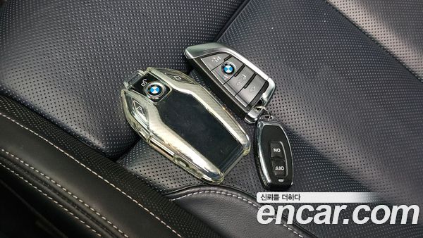 BMW 8 Series 2024, фото 37