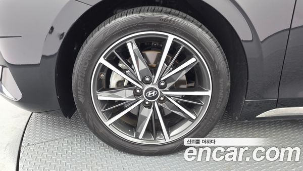 Hyundai Grandeur 2023, фото 5