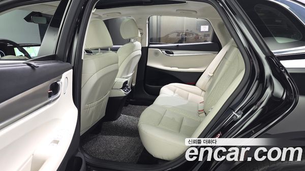 Hyundai Grandeur 2023, фото 16