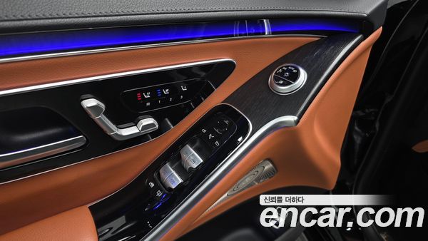 Mercedes-Benz S-Class 2022, фото 37