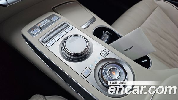 Genesis GV70 2023, фото 11