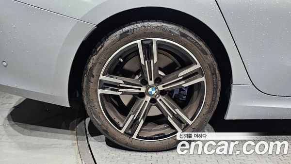 BMW 3 Series 2025, фото 5