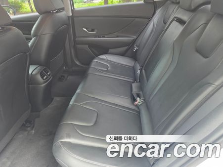 Hyundai Elantra 2023, фото 20