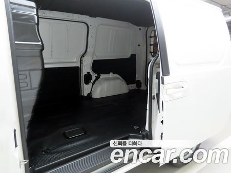 Hyundai Staria 2022, фото 6