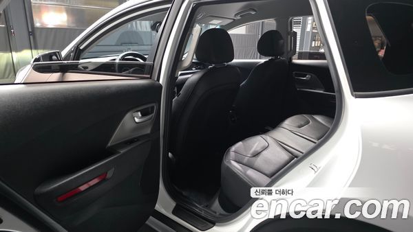 Kia Niro 2023, фото 16