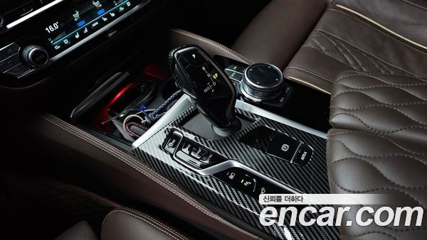 BMW 5 Series 2023, фото 12