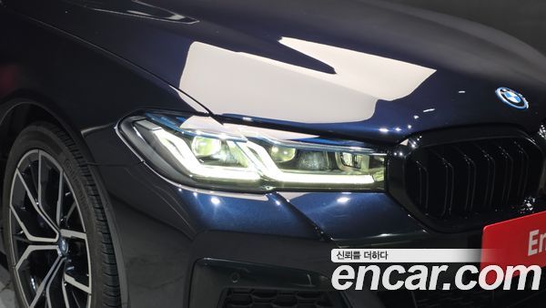 BMW 5 Series 2023, фото 8