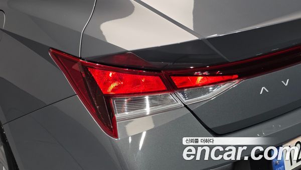 Hyundai Elantra 2024, фото 8