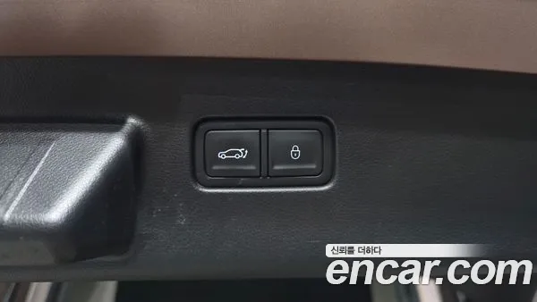 Genesis GV60 2022, фото 30