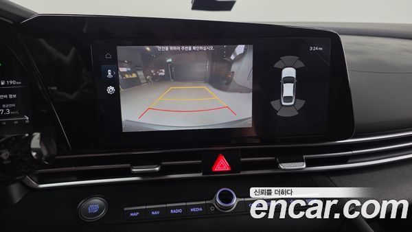Hyundai Elantra 2023, фото 21