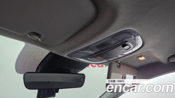Hyundai Elantra 2023, фото 33