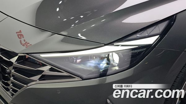 Hyundai Elantra 2021, фото 8