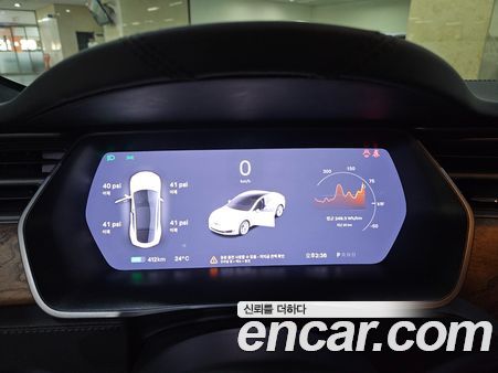 Tesla Model S 2020, фото 10