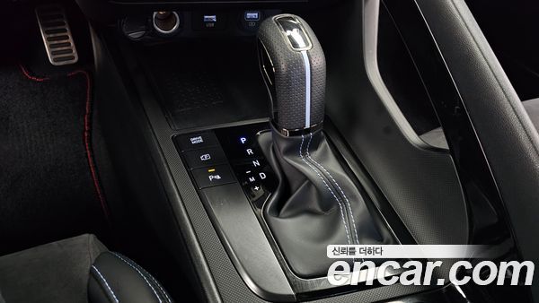 Hyundai Elantra 2022, фото 12