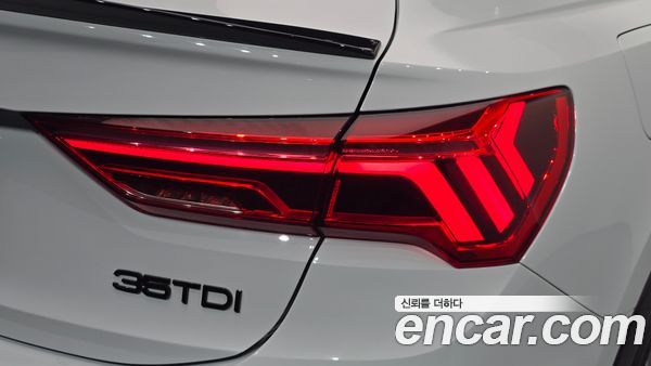 Audi Q3 2020, фото 8