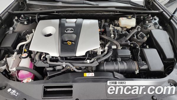 Lexus ES 2021, фото 6