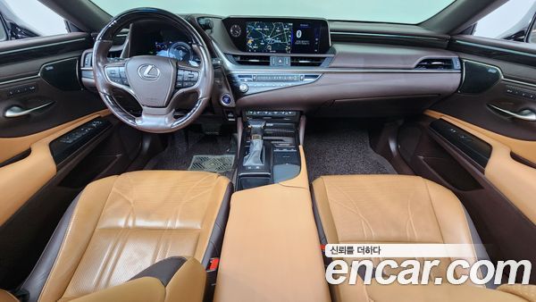 Lexus ES 2021, фото 7