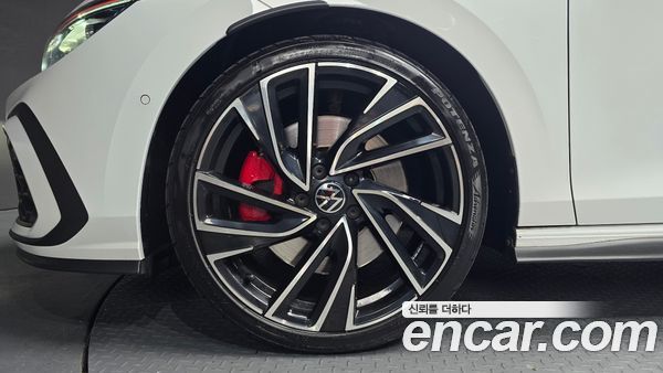 Volkswagen Golf 2023, фото 4