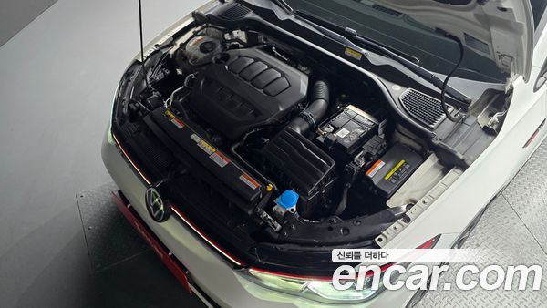 Volkswagen Golf 2023, фото 5