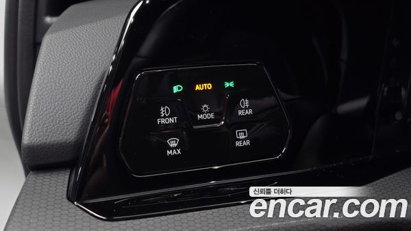 Volkswagen Golf 2023, фото 19