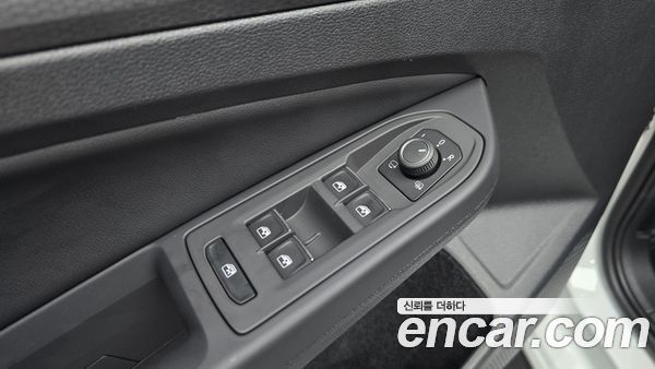 Volkswagen Golf 2023, фото 29