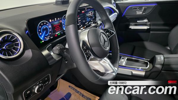 Mercedes-Benz EQB 2026, фото 14
