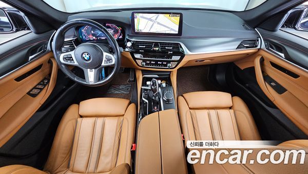 BMW 5 Series 2023, фото 7