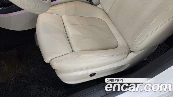 Mercedes-Benz A-Class 2021, фото 30