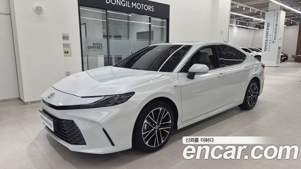 Toyota Camry 2025