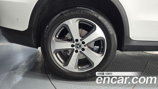 Mercedes-Benz GLC 2023, фото 5