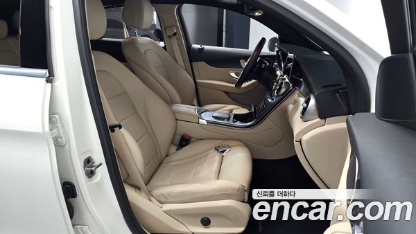 Mercedes-Benz GLC 2023, фото 16