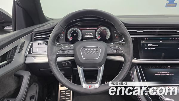 Audi Q8 2022, фото 20