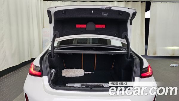BMW 3 Series 2026, фото 20
