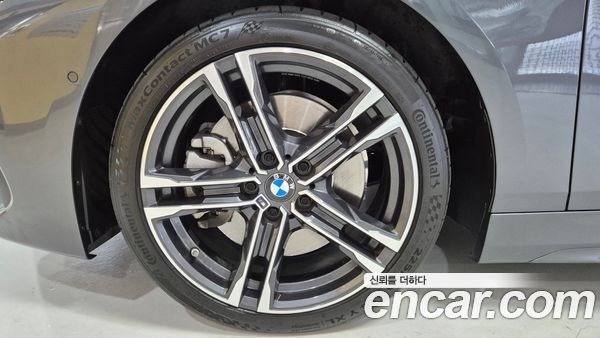 BMW 1 Series 2022, фото 5