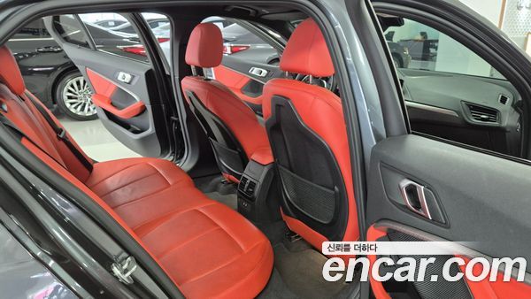 BMW 1 Series 2022, фото 12