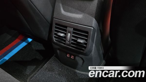 BMW 1 Series 2024, фото 30