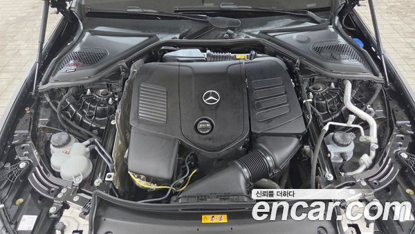 Mercedes-Benz E-Class 2025, фото 6