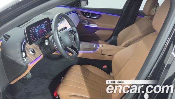Mercedes-Benz E-Class 2025, фото 14