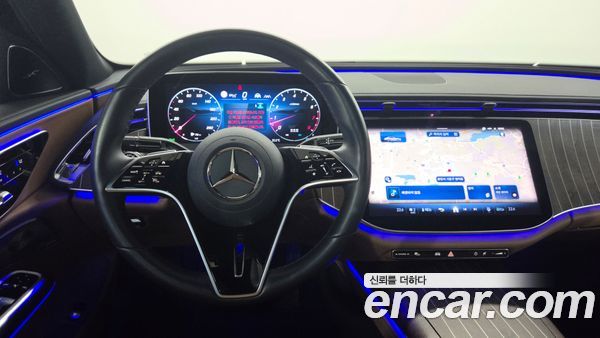 Mercedes-Benz E-Class 2025, фото 20