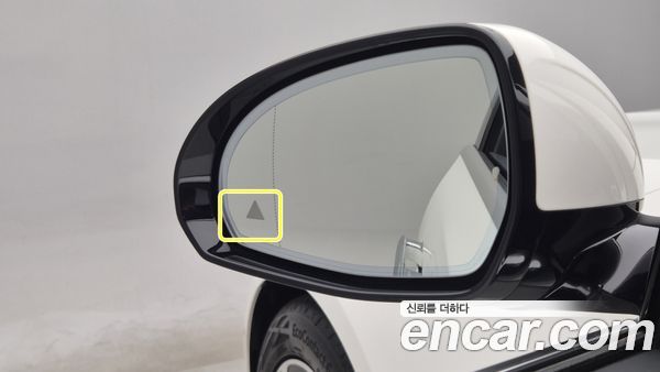 Mercedes-Benz E-Class 2024, фото 20