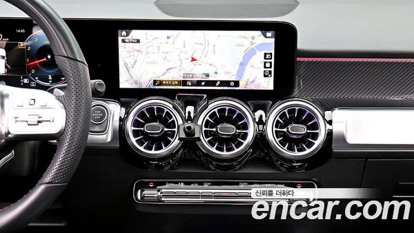 Mercedes-Benz GLB 2023, фото 14