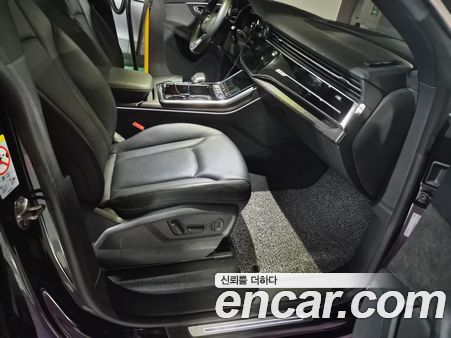 Audi Q8 2021, фото 20