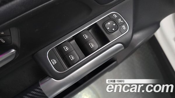 Mercedes-Benz EQA 2023, фото 34