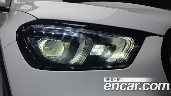 Mercedes-Benz GLE 2021, фото 8