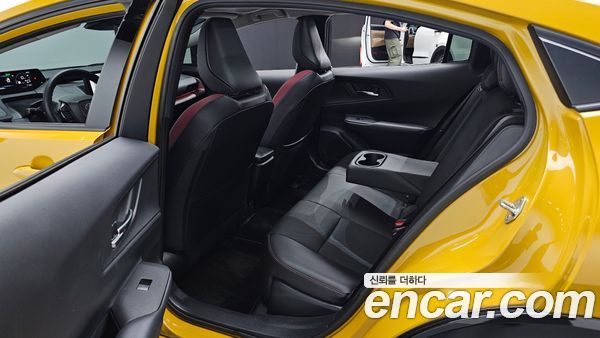 Toyota Prius 2024, фото 18