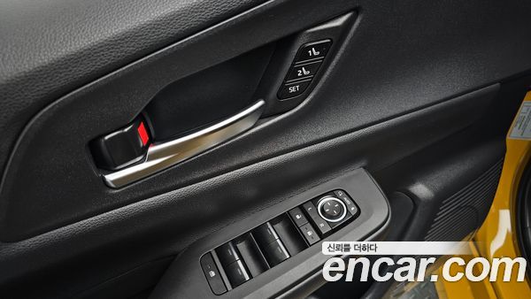 Toyota Prius 2024, фото 22