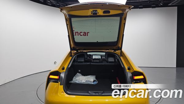 Toyota Prius 2024, фото 26