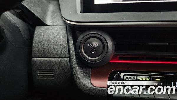 Toyota Prius 2024, фото 27