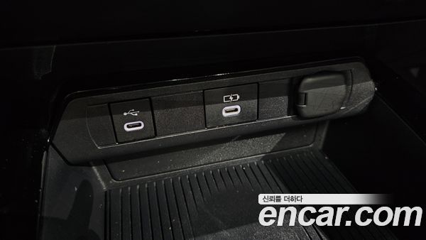 Toyota Prius 2024, фото 30